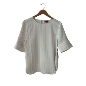 NEW Vince Camuto Short Sleeve White and Golden Threads Top sz M